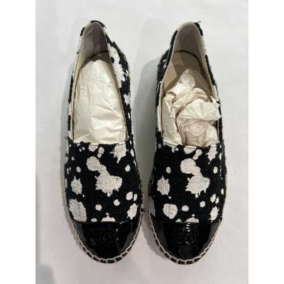 Chanel Espadrilles in Black Paint Splatter - Picture 2 of 8